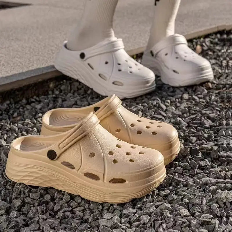 Women's Outdoor Fashionable Simple Design Clog Shoes Suitable for Home Beach Casual Comfortable Sandals
